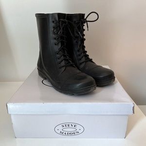 Combat Style Rubber Rain Boots Steve Madden Troopa-R